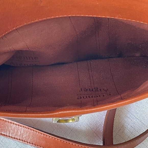 Etienne Aigner Leather Crossbody Bag. Brown Leather. - Picture 7 of 12